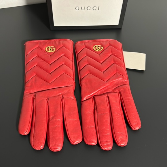 Gucci Marmont Red Leather Gloves - Picture 1 of 3